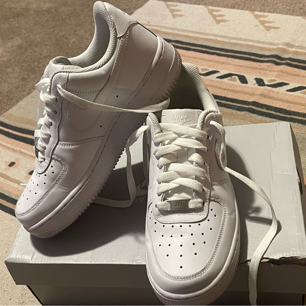 Nike AF1 Air Force 1s